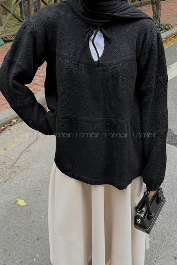 Black Normal Neck Long Arm Jumper