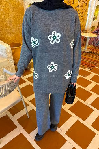 Lamelif İnci Detaylı Triko Takım Füme