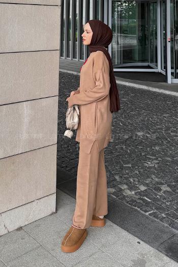 Lamelif Kalpli Triko Takım Camel