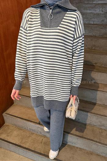 Smoked Turtle Neck Long Arm Knitwear Regular Trousers Comfortable Suit