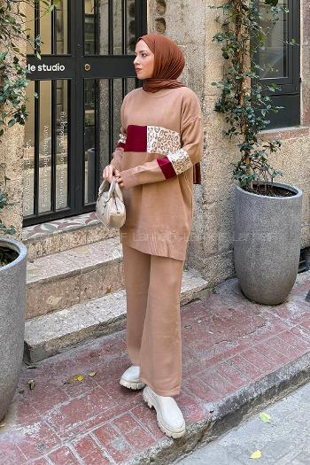 Lamelif Desenli Triko Takım Camel