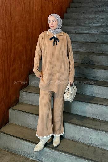 Lamelif Kurdela Detaylı Triko Takım Camel