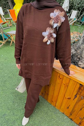 Bitter Brown Neckband Long Arm Acrylic Knitwear Regular Trousers Comfortable Suit