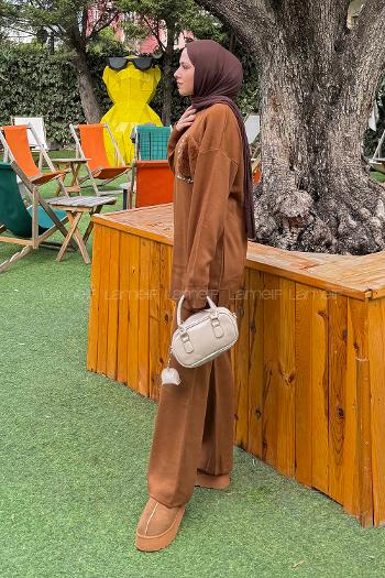 Lamelif Peluş Cep Triko Takım Camel