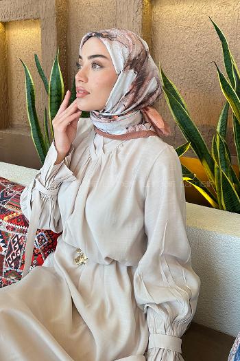 Lamelif Bohem Çiçek Desen Bambu Eşarp Badem