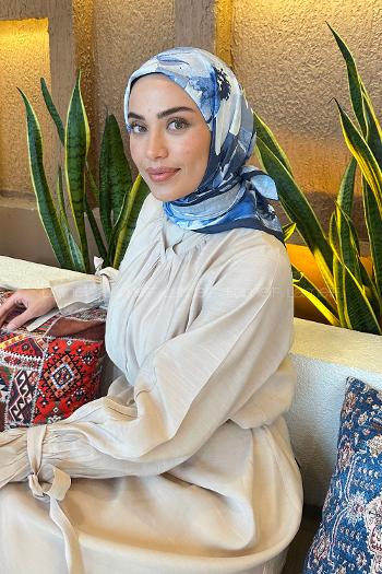 Lamelif Çiçek Desen Bambu Eşarp Lacivert