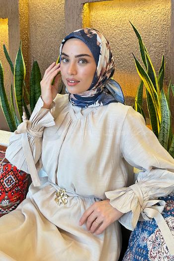 Lamelif Çiçek Desen Bambu Eşarp Lacivert Tarçın