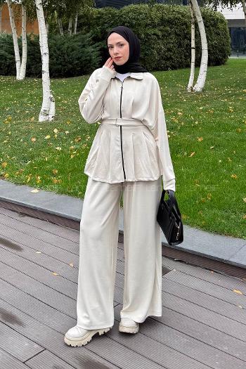 Lamelif Pile Detaylı Takım Krem