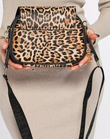 Lamelif 4 Gözlü Kapak Detaylı Kolon Askılı Bayan Çapraz Çanta Leopar