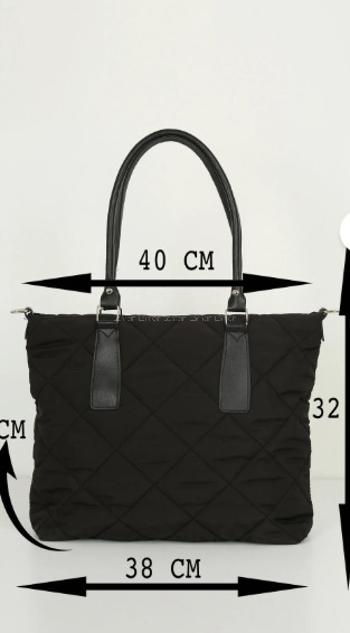 Lamelif Büyük Kapitoneli Yumuşak Dokulu Kadın Kol Çantası Siyah