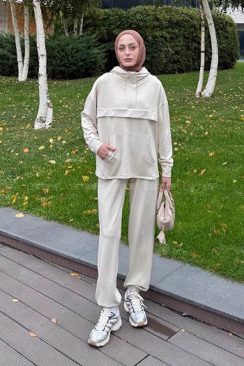 Cream Hood Neck Long Arm Modal Regular Trousers Comfortable Suit