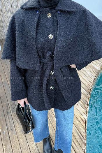 Lamelif Bağlama Detaylı Pelerinli Kaban Siyah