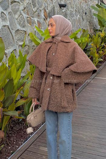 Lamelif Bağlama Detaylı Pelerinli Kaban Soft Kahve