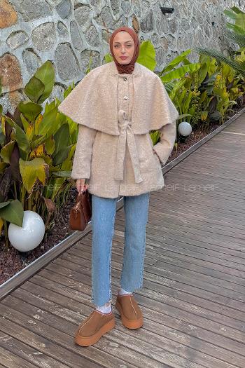 Lamelif Bağlama Detaylı Pelerinli Kaban Taş Rengi