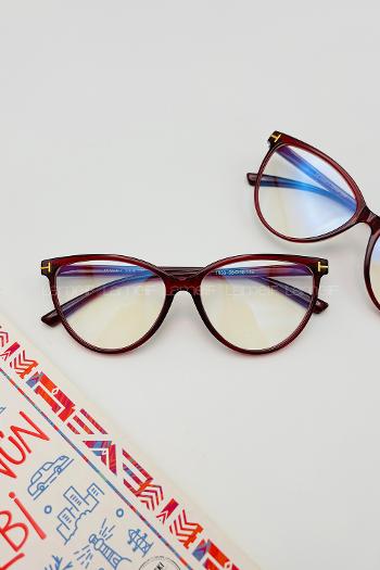 Claret Red Glasses