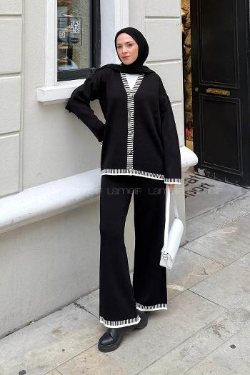 Lamelif Çizgili Triko Takım Siyah