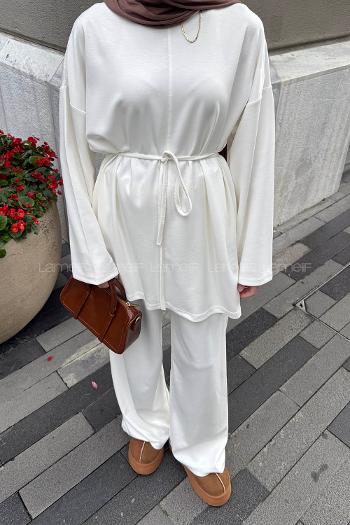 Lamelif Yırtmaçlı İkili Takım Beyaz