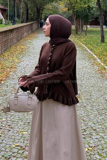 Bitter Brown Crew Neck Long Arm Acrylic Cotton Fabric Cardigan