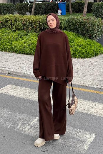 Bitter Brown Crew Neck Long Arm Knitwear Regular Trousers Comfortable Suit