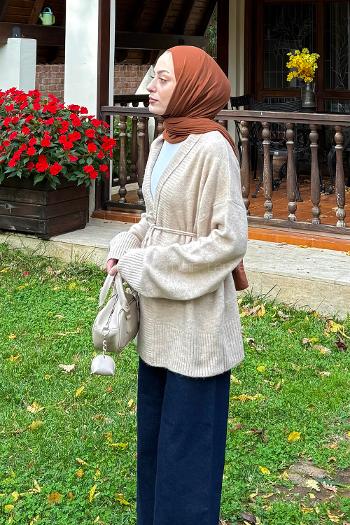 Lamelif Bağlama Detaylı Triko Hırka Taş Rengi