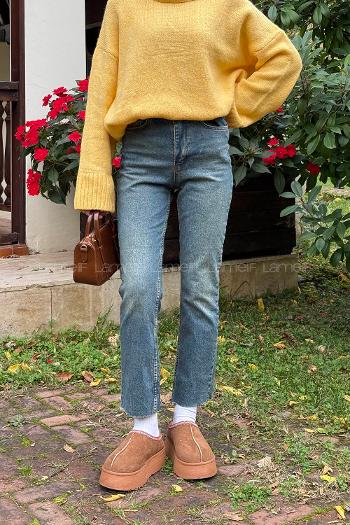 Lamelif Kesik Paça Fit Jean Mavi Yıkama