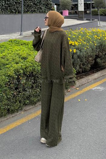 Lamelif Örgülü Şardonlu Takım Haki