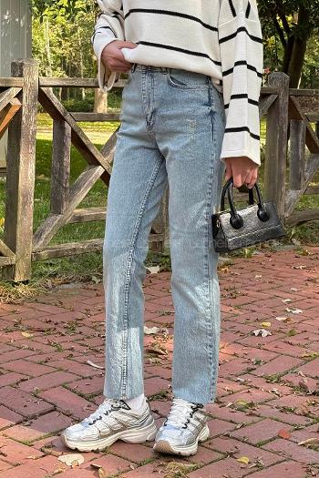 Lamelif Yırtık Jean Buz Mavisi