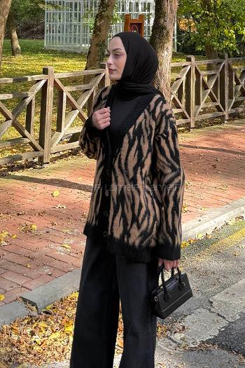 Lamelif Zebra Desen Hırka Siyah