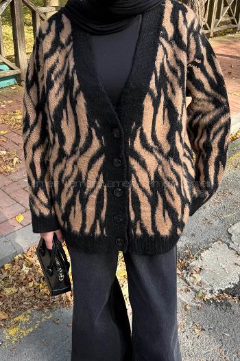 Lamelif Zebra Desen Hırka Siyah