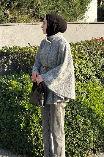 Lamelif Hakim Yaka Kemer Detaylı Kaşe Panço Gri
