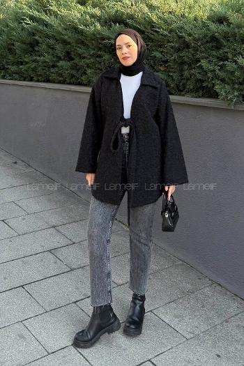 Black Shirt Collar Long Arm Polyester Jacket