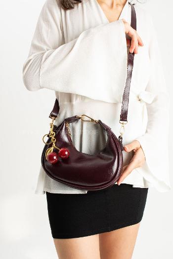 Lamelif Betty Model Charm Hediyeli Kadın El Ve Omuz Çantası Bordo