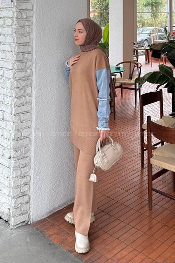 Brown With Milk Crew Neck Long Arm Acrylic Regular Trousers Comfortable Suit