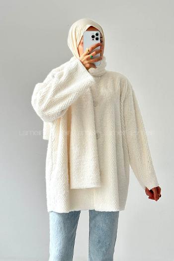 White Crew Neck Long Arm Coat