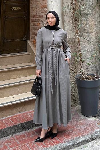 Lamelif Düğme Detaylı Tesettür Elbise Haki