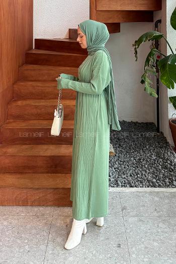 Lamelif Düğme Detaylı Desenli Elbise Yeşil