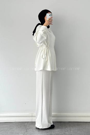 Lamelif Tünel Detaylı Taşlı Takım Beyaz