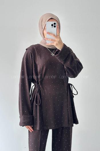 Lamelif Tünel Detaylı Taşlı Takım Kahverengi