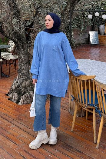 Lamelif Çiçek Detaylı Triko Kazak Bebe Mavisi