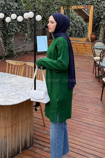 Lamelif Çiçek Detaylı Triko Kazak Çimen Yeşili