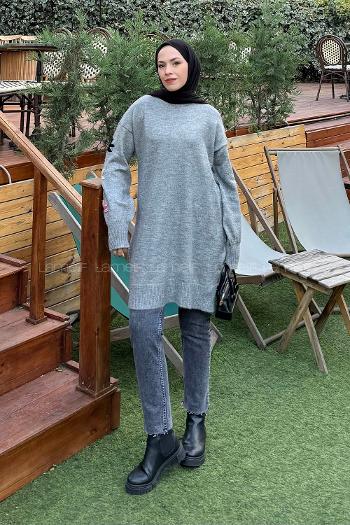 Lamelif Çiçek Detaylı Triko Kazak Gri