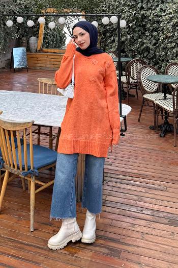 Lamelif Çiçek Detaylı Triko Kazak Turuncu