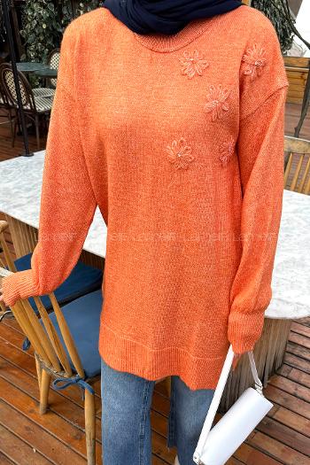 Lamelif Çiçek Detaylı Triko Kazak Turuncu