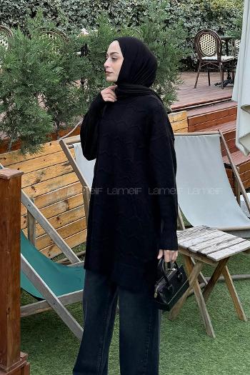 Black Turtle Neck Long Arm Jumper