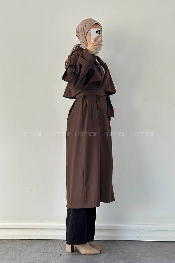 Lamelif Uzun Apoletli Oversize Trenç Kahverengi