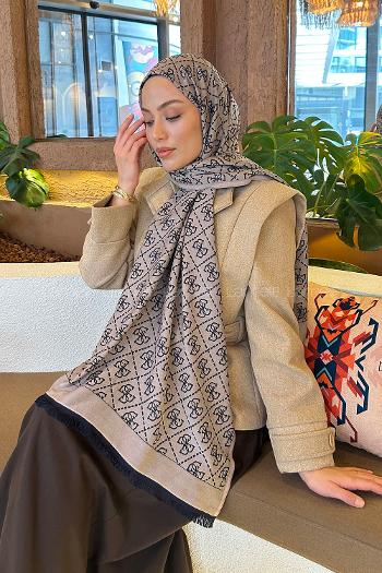 Lamelif Guess Desen Kaşmir Çift Taraflı Şal Lacivert Vizon