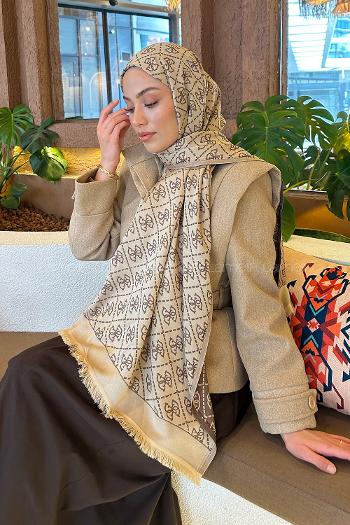 Lamelif Guess Desen Kaşmir Çift Taraflı Şal Soft Kahve