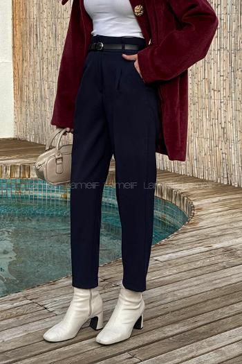 Lamelif Kemerli Havuç Pantolon Lacivert