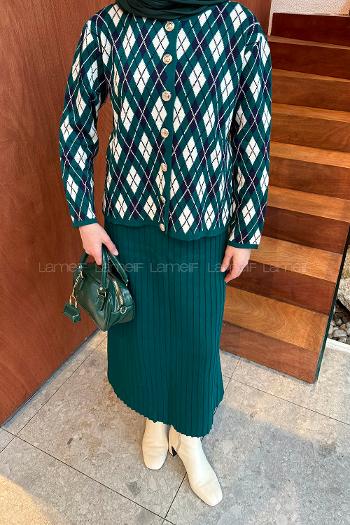 Lamelif Baklava Desen Etekli Triko Takım Zümrüt