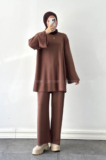 Brown Crew Neck Long Arm Cotton Regular Trousers Comfortable Suit